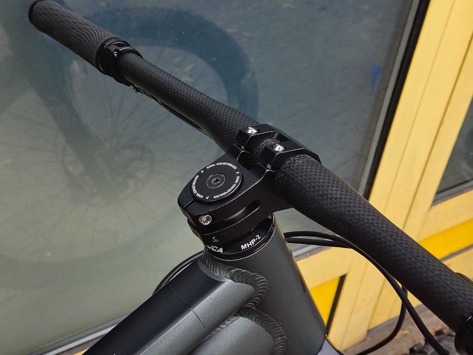 Sprzedam rower MTB na nowej ramie CUBE AimRace z markowym sprzętem