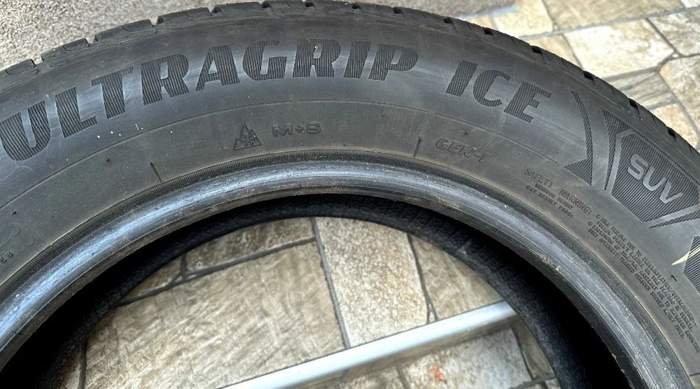 Шини Goodyear Ultragrip Ice SUV 225/65 R 17