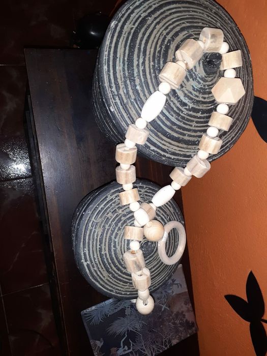 Colares de mesa novos