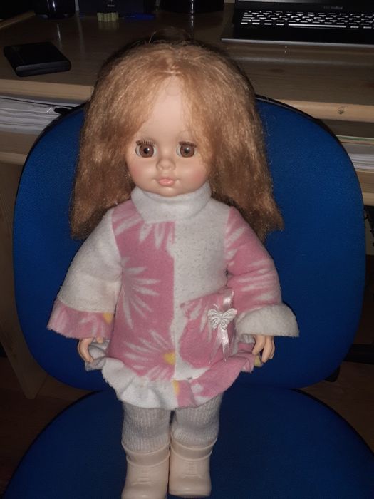 Boneca antiga muito bonita