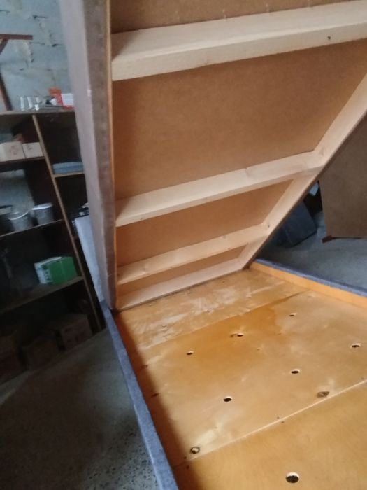 Продам односпальне ліжко