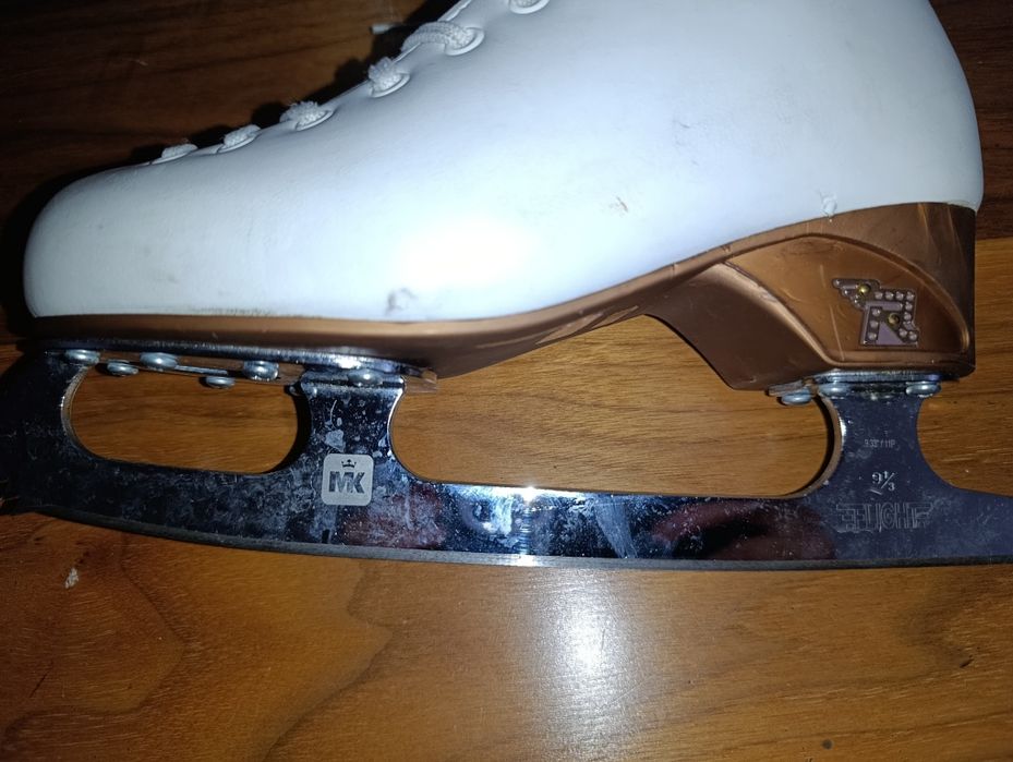 Łyżwy risport 240 (36)