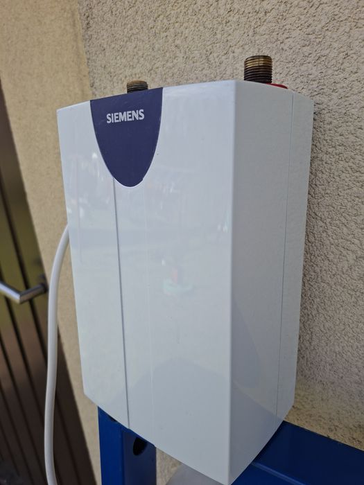 Podgrzewacz wody Siemens DH04101
