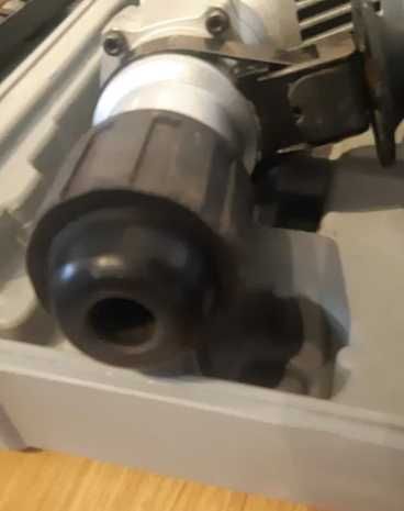 MŁOT młotowiertarka Titan SDS Max