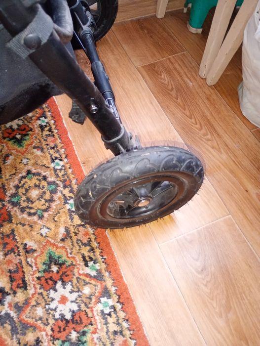 Дитяча коляска. Абсолютно нова