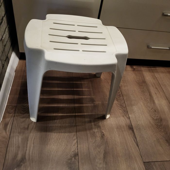 Taboret plastikowy