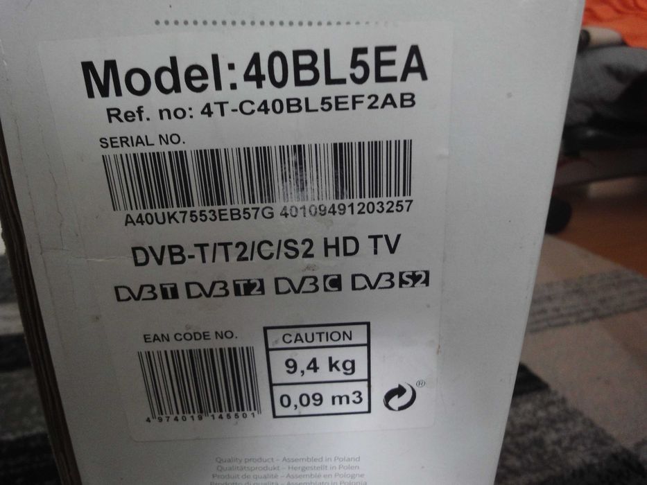 SHARP(4K) z dekoderem dvbt-2 (uszkodzony)