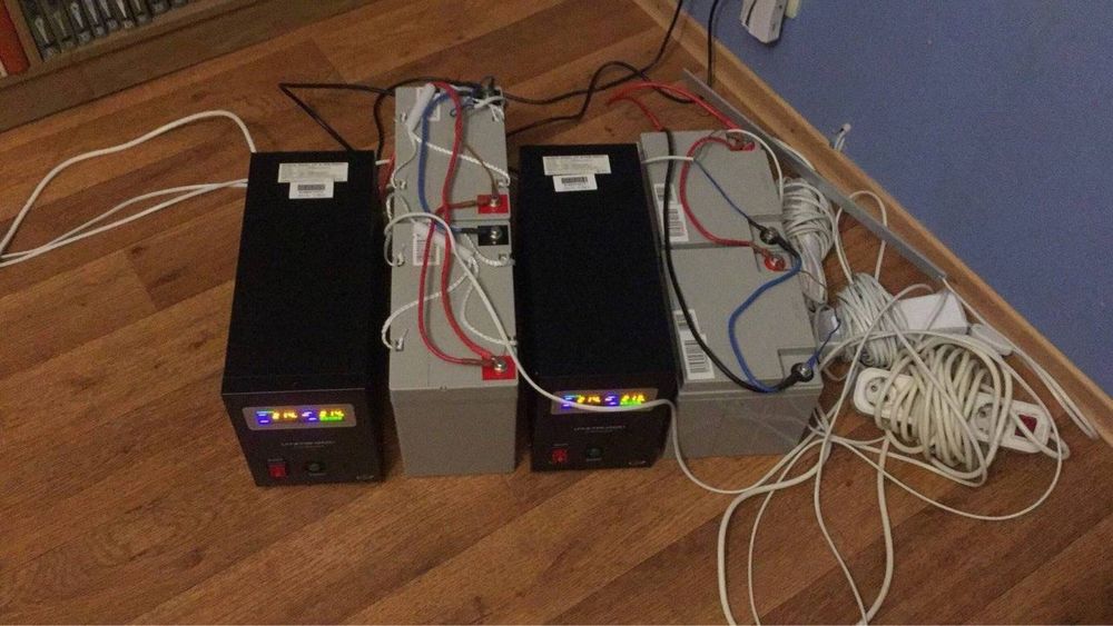 1 ДБЖ + 2 батареї по 40 ампер годин