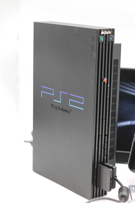 Klasyczna Konsola PlayStation 2 FAT + Need for Speed Carbon