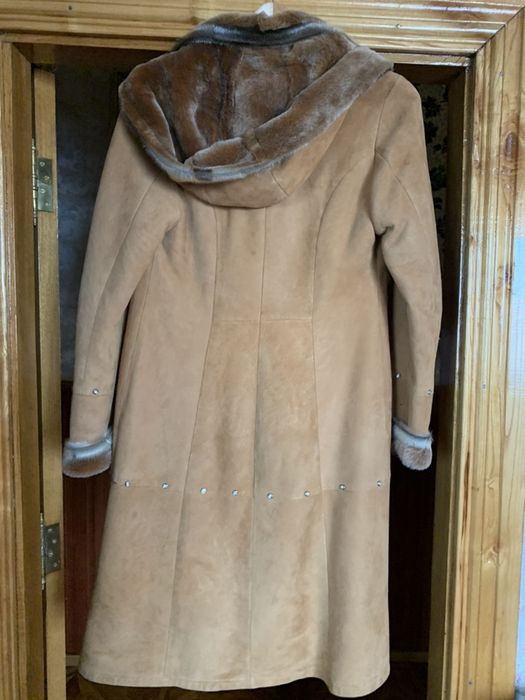 Женская натуральная дубленка