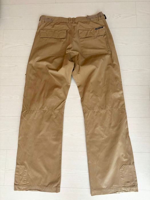 Calças bege homem
