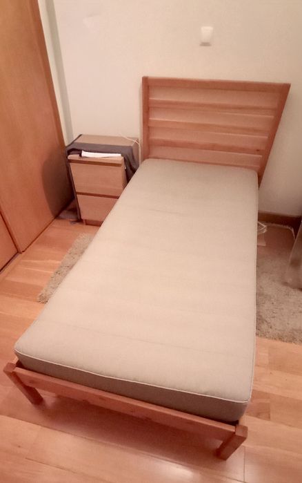 Cama de Solteiro IKEA