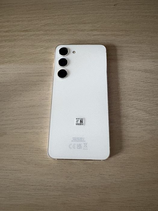 Samsung Galaxy S23 FE 5G 128GB biały + 2 etui (oryginalne Smart View)