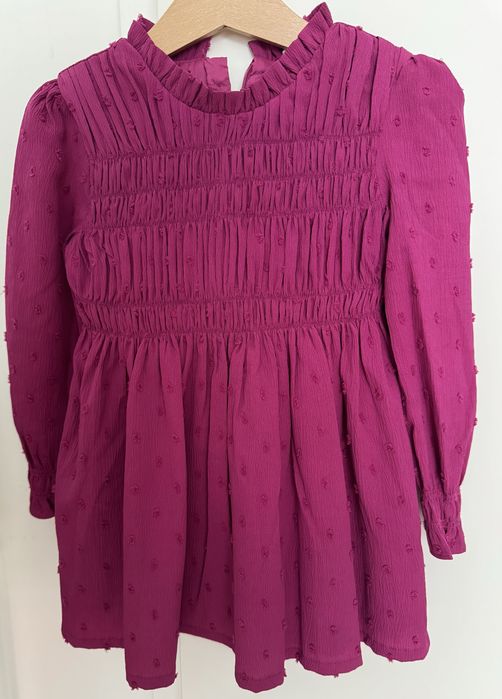 Vestido de menina da marca Mayoral