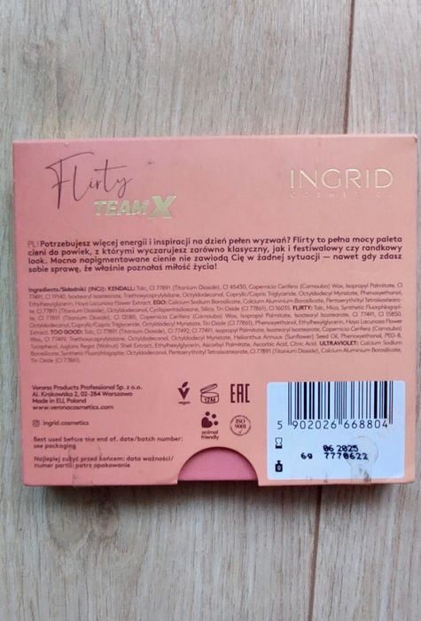 Paletka cieni do oczu Team X by Ingrid Flirty