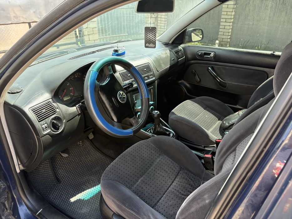 Продам Volkswagen Golf