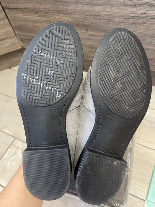 Жіночі туфлі. Лофери