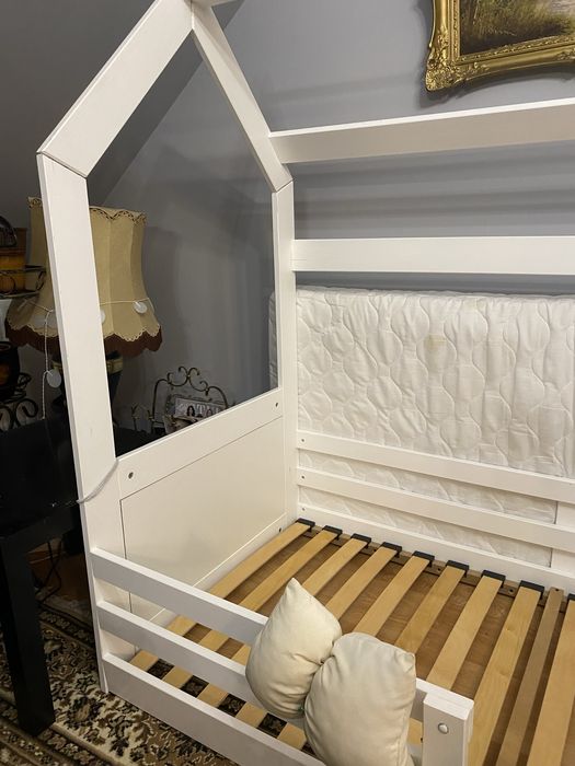 Lozeczko domek 160x80