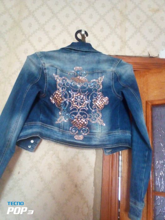 Продам жіночі курточки