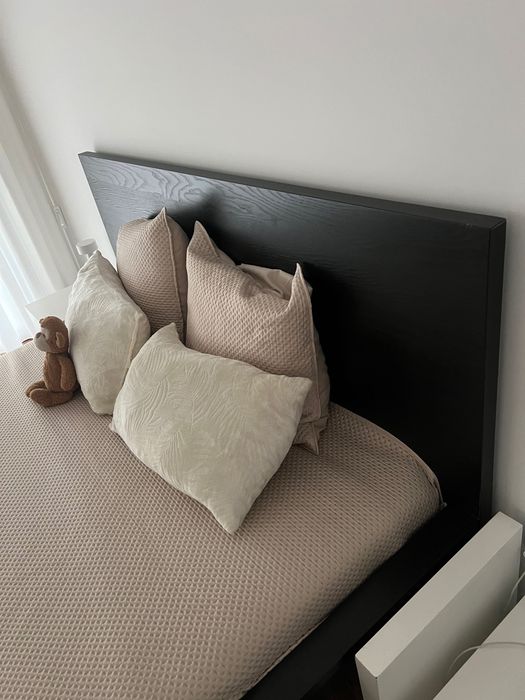 Cama malm preto castanho