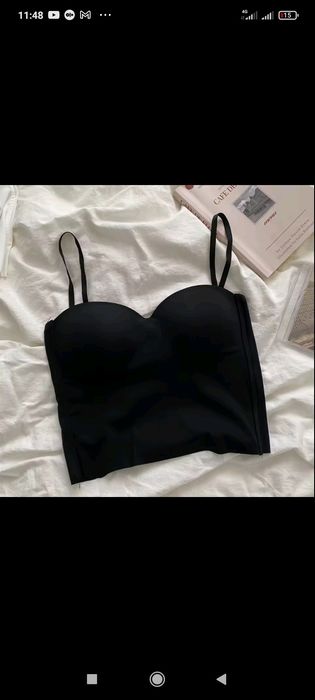 Чорний базовий топ з пушап пуш ап ефектом на тонких бретельках