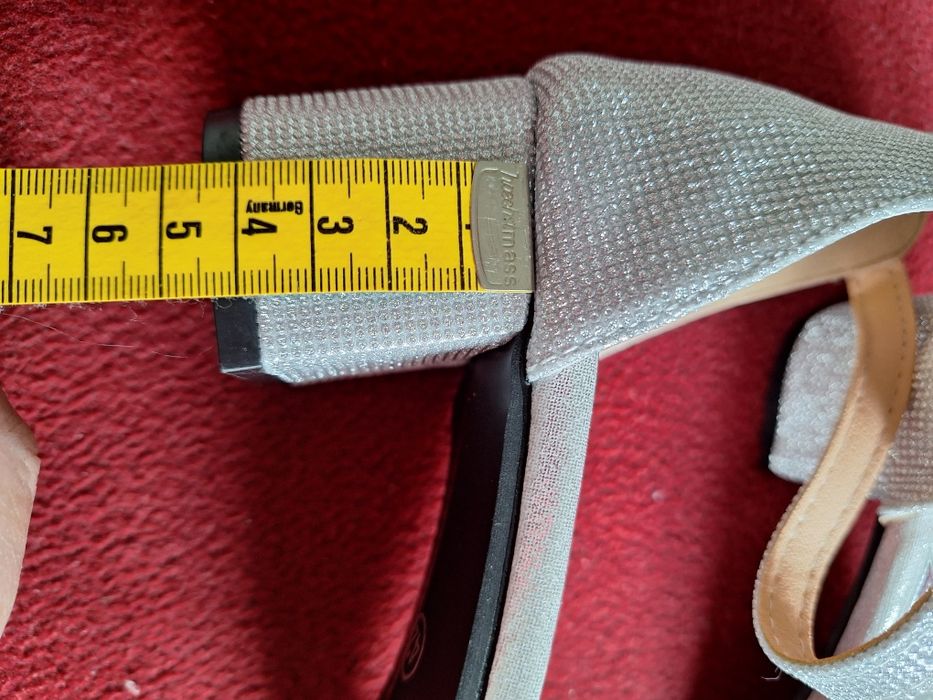 Piękne sandały damskie 42 ,wkładka 25,5 cm