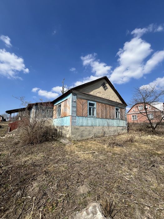 Продається будинок в с. Бугрин