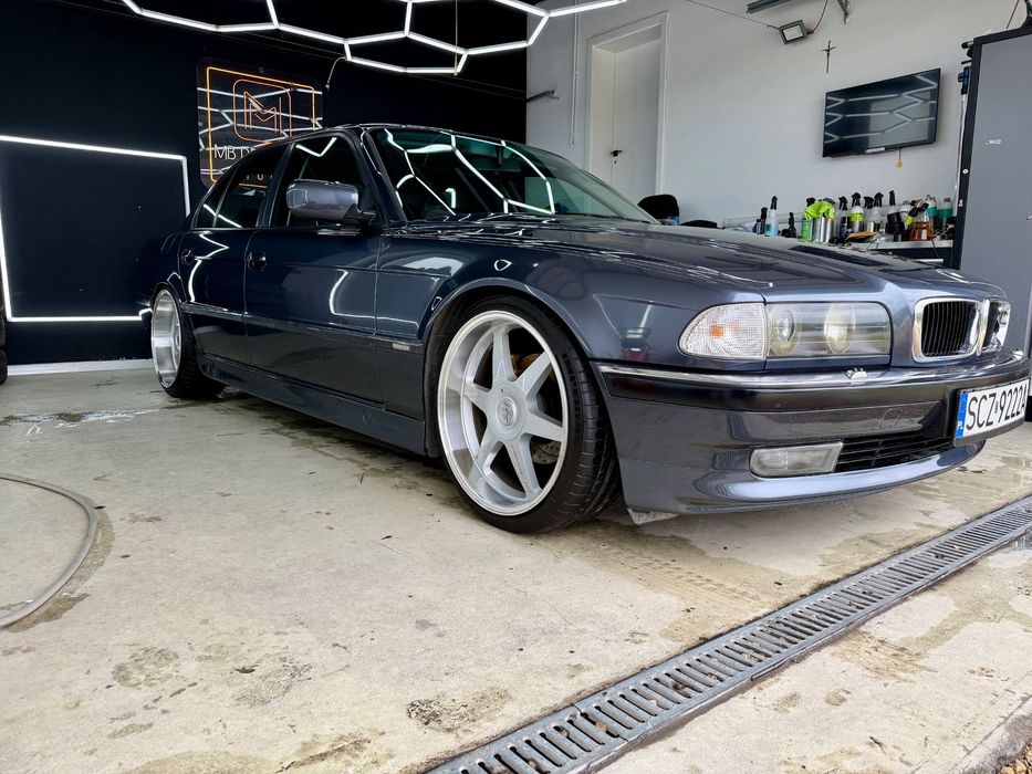 BMW Seria 7 BMW E38 740i stan bardzo dobry