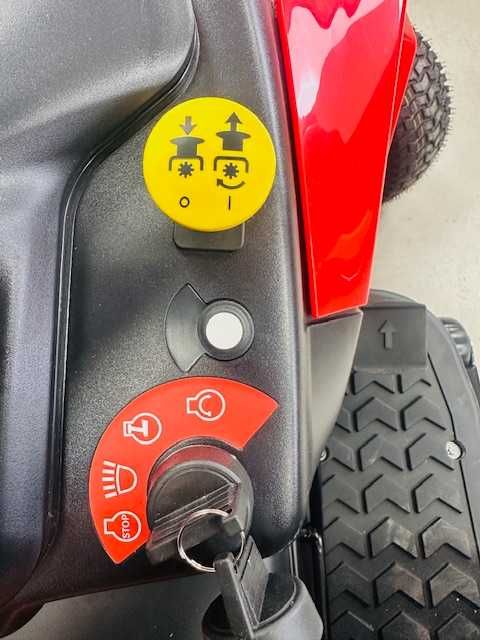 Kosiarka samojezdna KRYSSPOL 586cm3 LONCIN 2 CYL KOSZ 320L traktorek