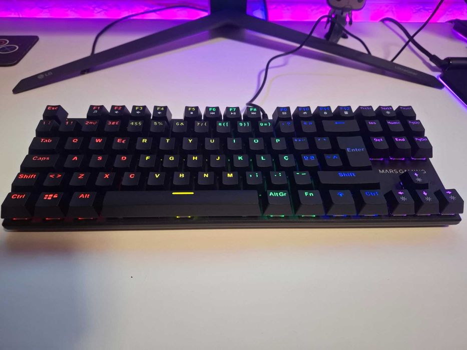 Teclado Mars Gaming Red Switch novo