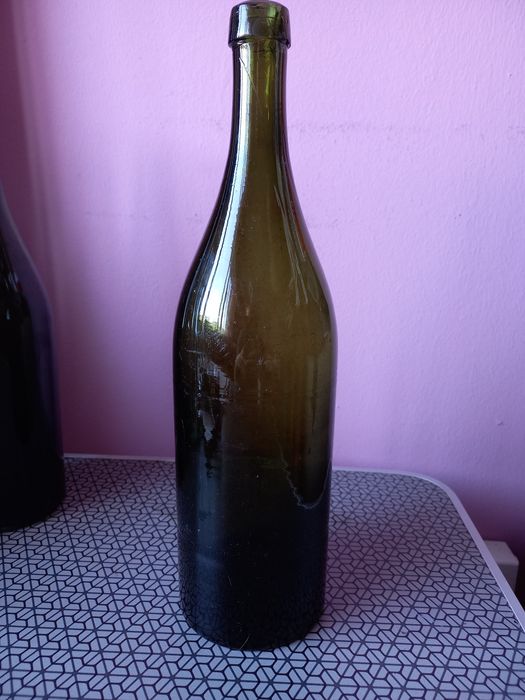 Garrafa muito antiga "Pedras Salgadas"