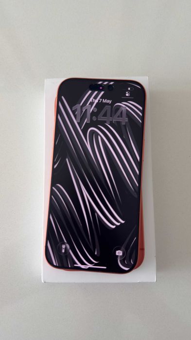 Apple iPhone 17 Pro 256GB 100% "laranja" + caixa original, cabo, capa e fatura