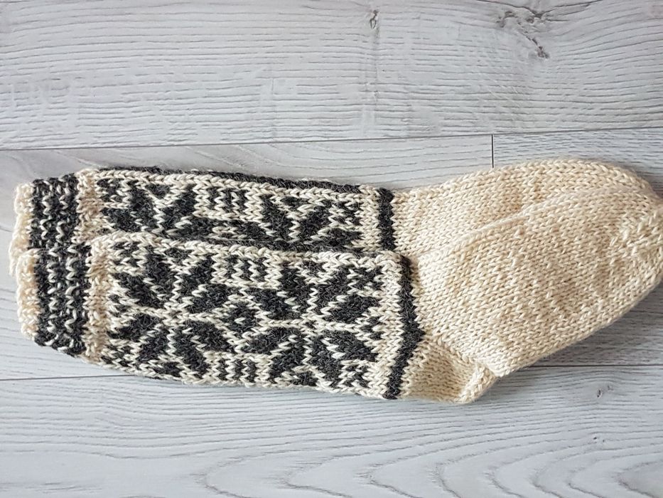 Skarpety nowe wełniane góralskie, r. 39