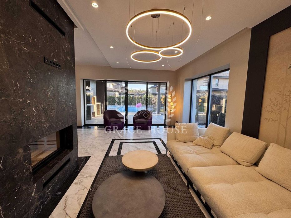 Продаж нового сучасного будинку з ремонтом 287 м², 10 сот, Ходосіївка