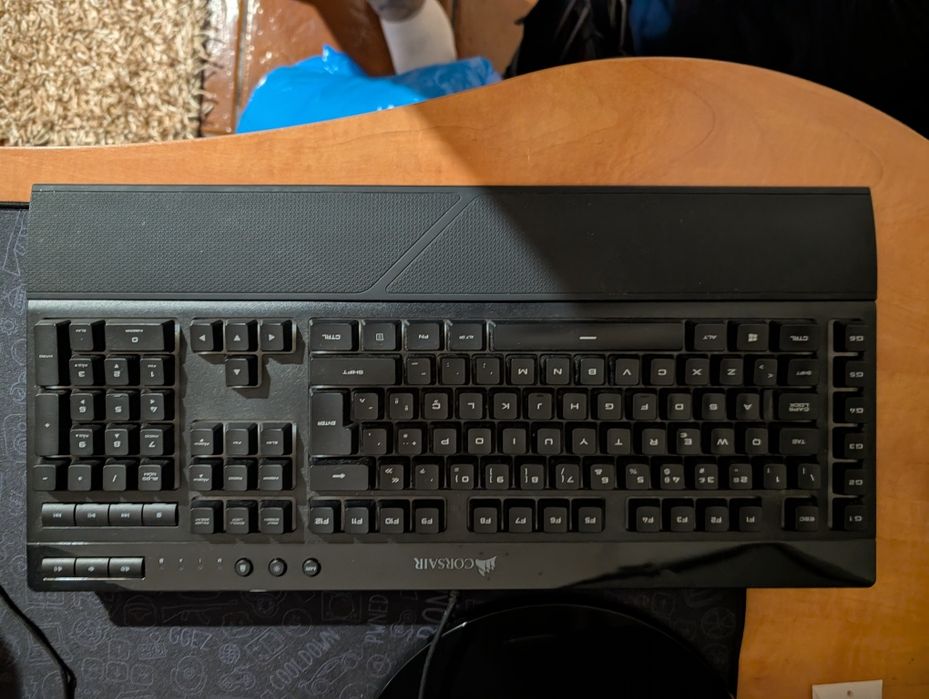 Setup Completo 3 Ecrãs + Periféricos + Estúdio de Som (Praticamente Novo)