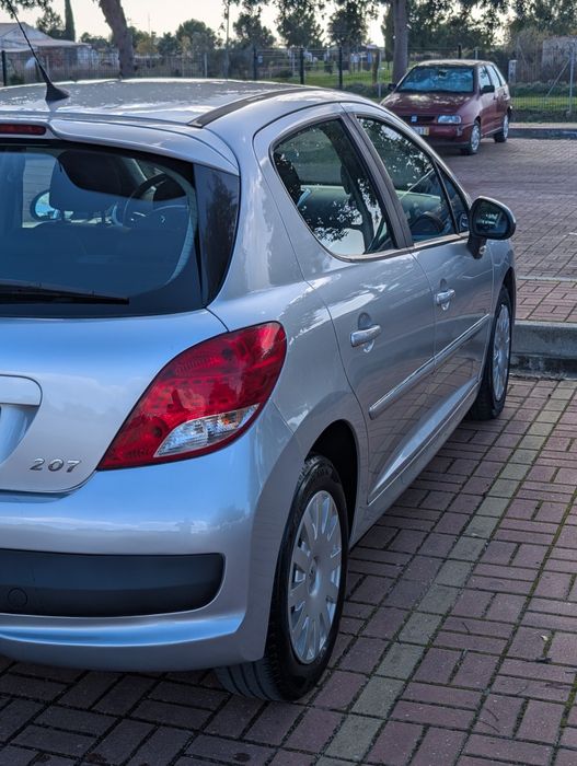 Peugeot 207 1.6hdi 99g