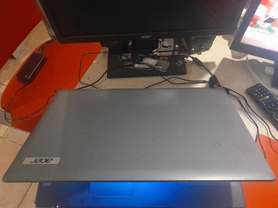 Portátil Acer Aspire 7250