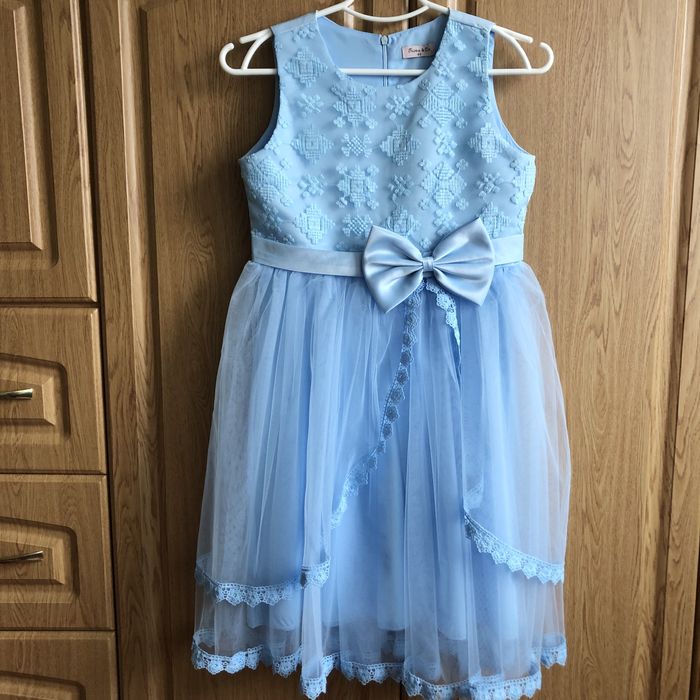 Нарядна блакитна сукня для дівчинки 11-13 років, нова