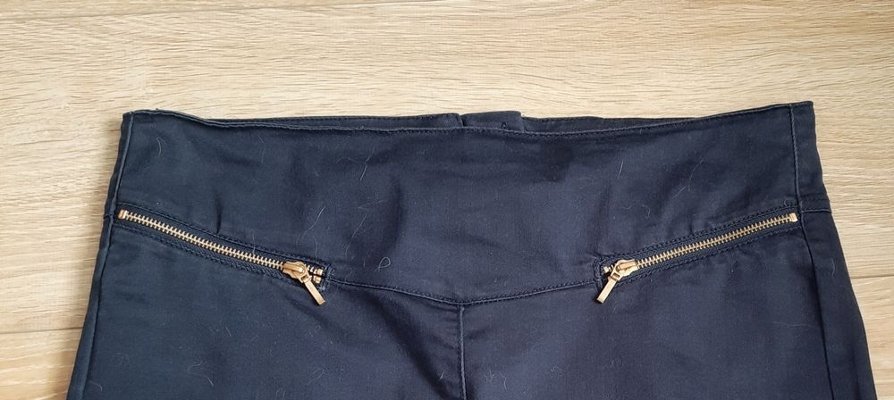 Super spodnie  z cieńkiego jeansu