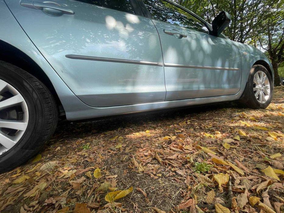 Продам Mazda 3 2006 2.0 бензин