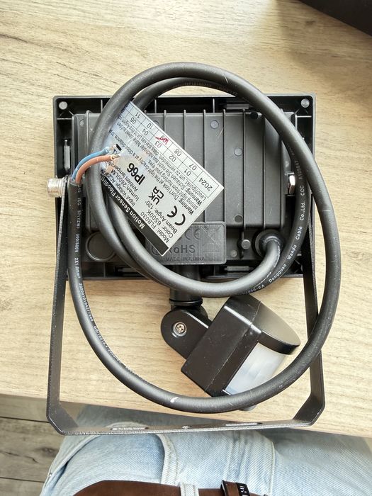 Lampa ledowa na czujnik ruchu 30W 6500K