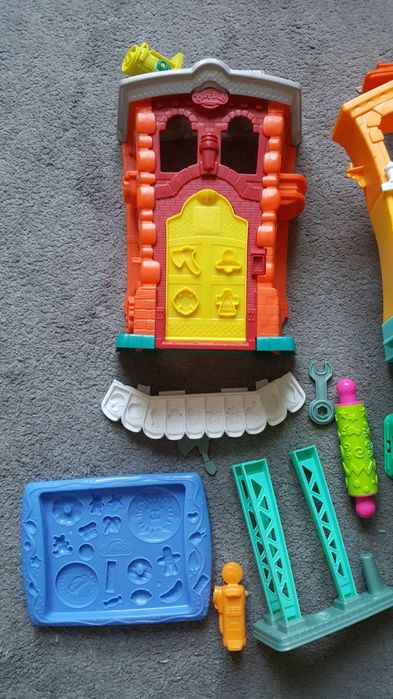 Mix zestawów Play-Doh