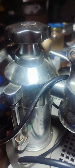 Máquina de café Pavoni + de 50 anos mas a funcionar.. Para colec