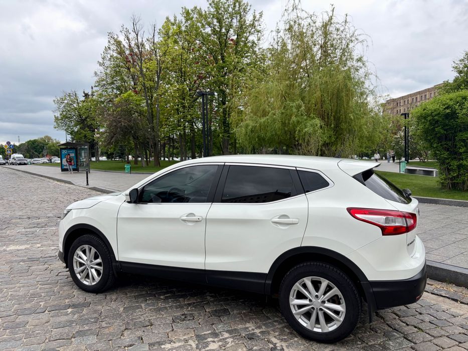 Продам Nissan Qashqai 2.0 (Полный привод) — Официальный, Честный пробег