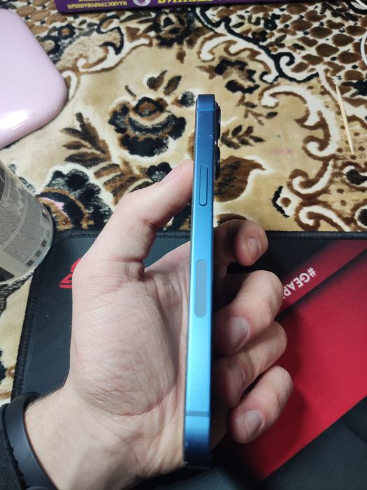 iPhone  13  blue 128gb