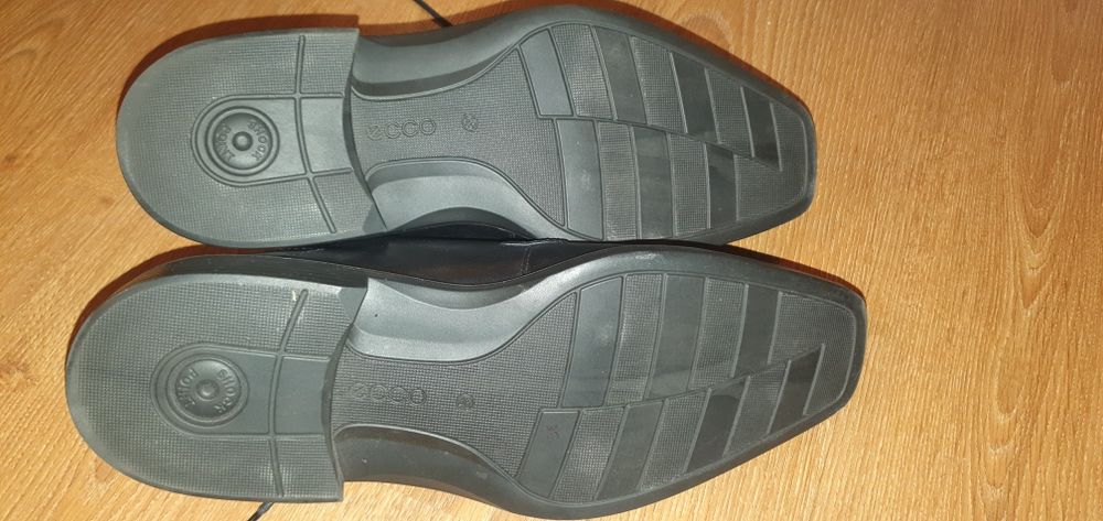 Sprzedam Buty ecco boss