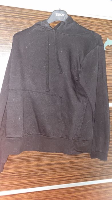 bluza z kapturem czarna