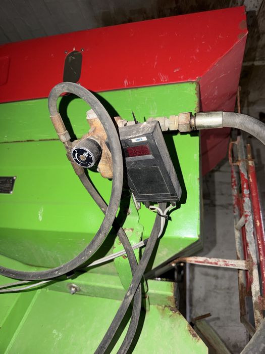Rozsiewacz Krukowiak MXL 850 1Tona
