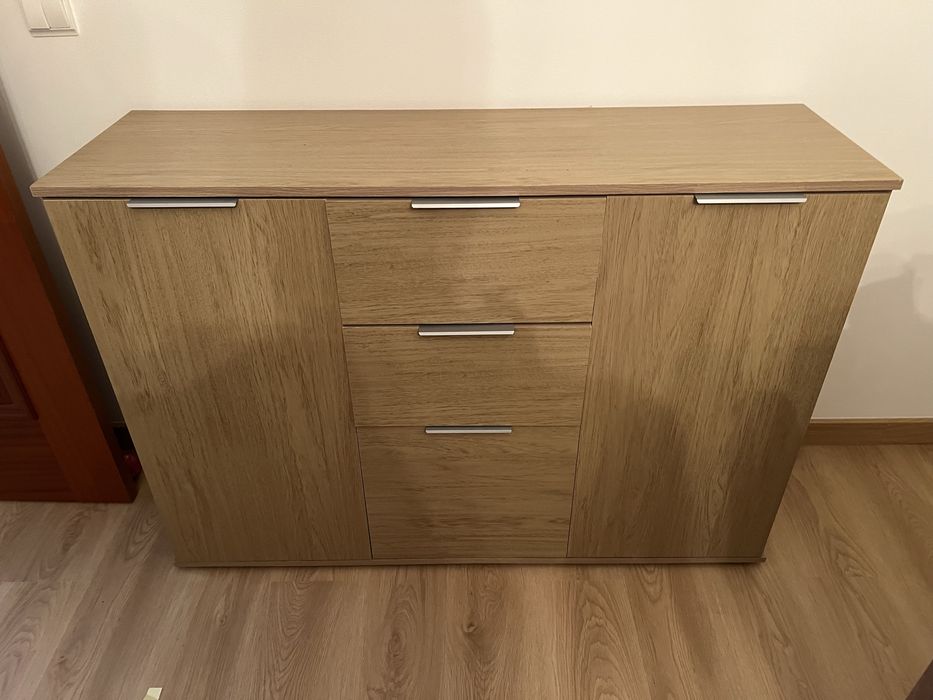 Vendo movel aparador