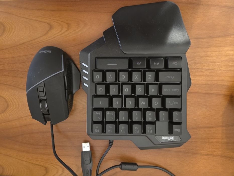 Teclado e Rato Gaming Red Thunder447462635367321600